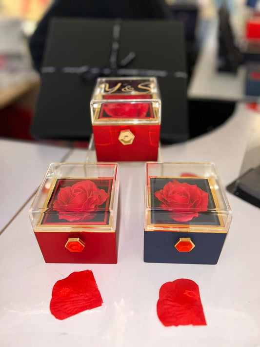 Box 360° : Rose éternelle de savon avec bijoux personnalisable